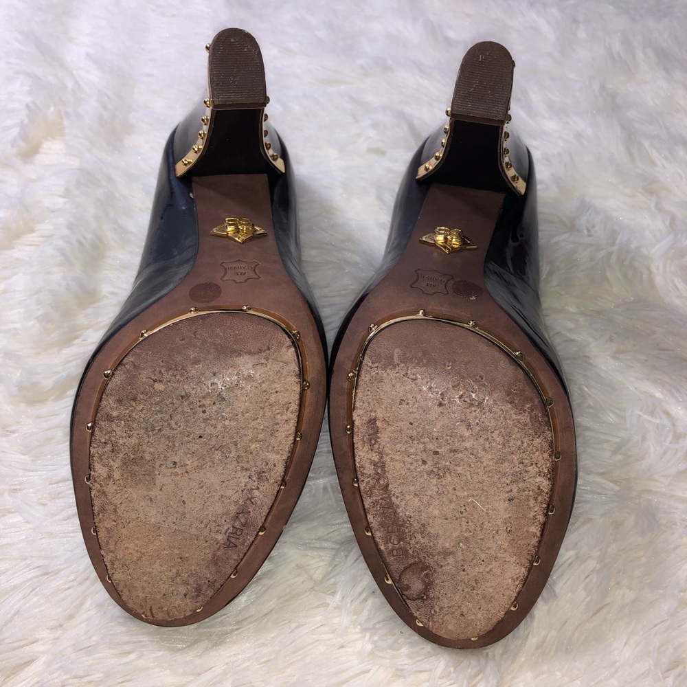 BCBGMAXAZRIA Gold Trim Platform Heels - Picture 6 of 7